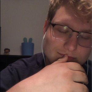 Meet your Posher, Seth